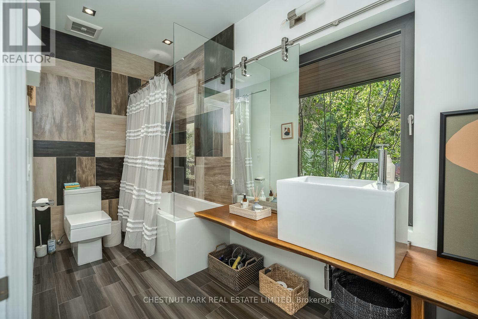 16 Fallingbrook Wood, Toronto, ON, M1N 1B8 - 37