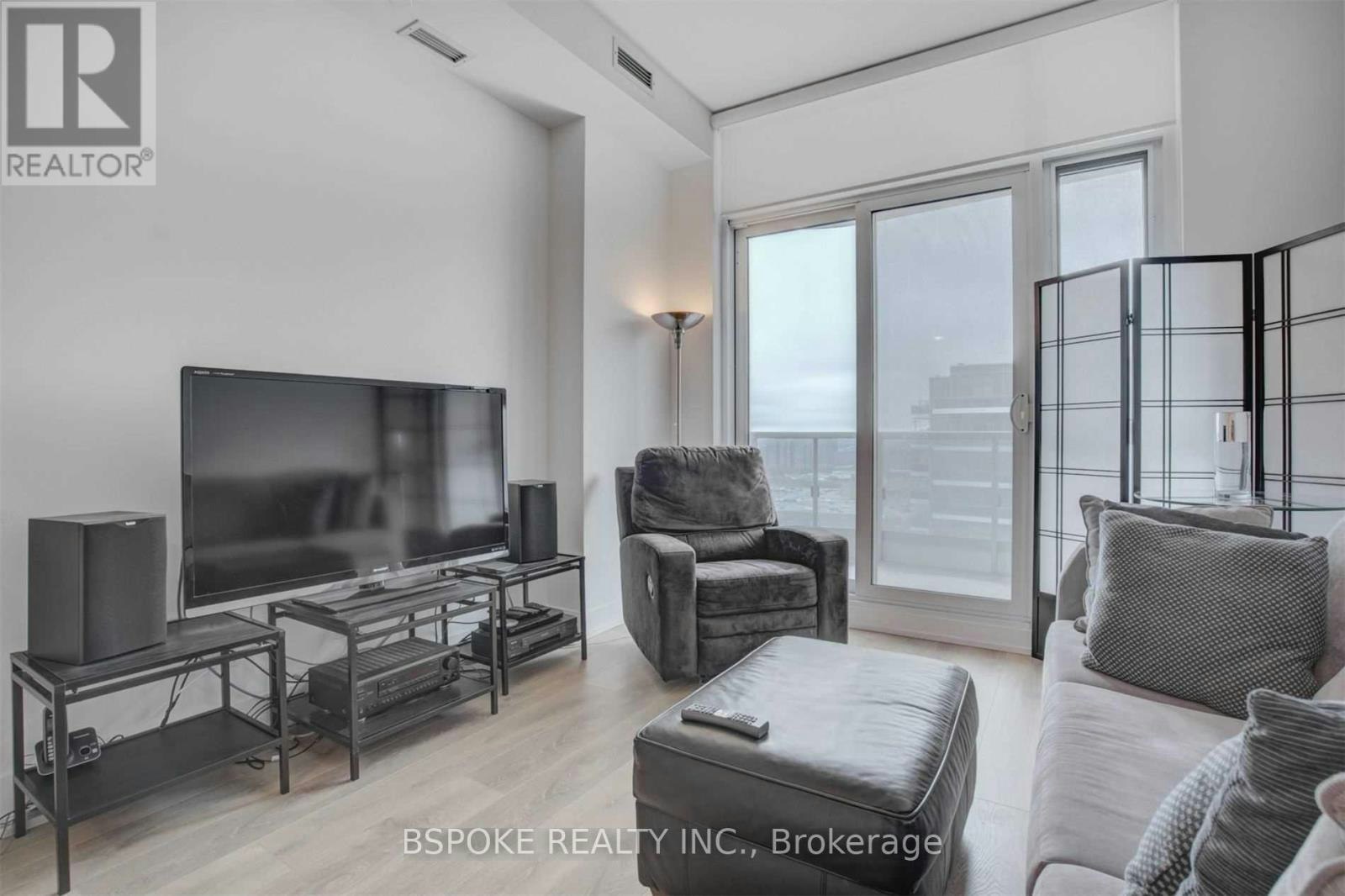 LPH01-9471 Yonge Street, Richmond Hill, ON, L4C 1V4 - 11
