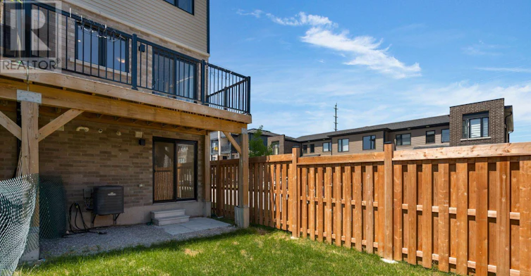30 Pumpkin Corner Crescent, Barrie, ON, L9J 0T6 - 2