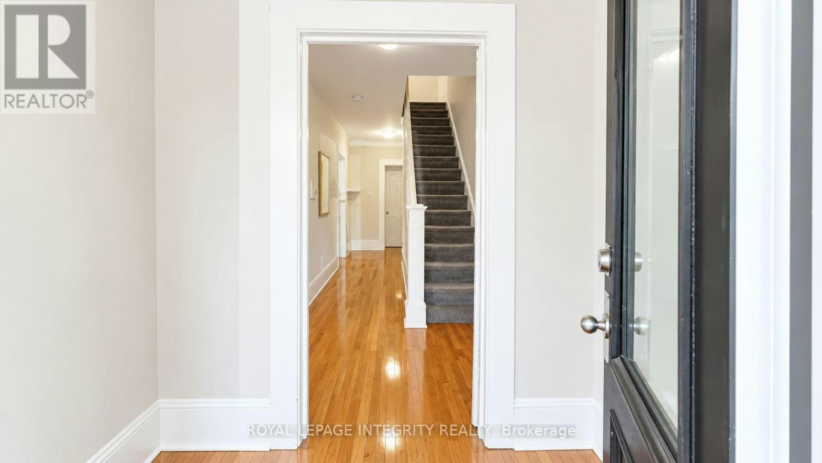 444 Gladstone Avenue, Ottawa, ON, K1R 5N8 - 6