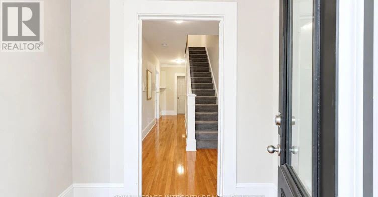 444 Gladstone Avenue, Ottawa, ON, K1R 5N8 - 6