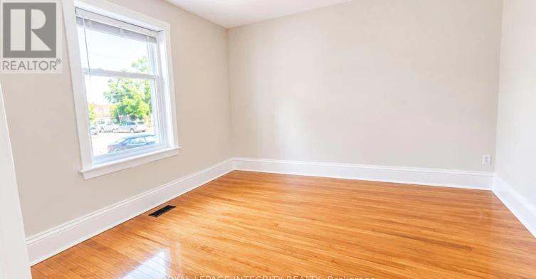 444 Gladstone Avenue, Ottawa, ON, K1R 5N8 - 3
