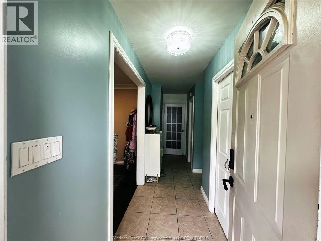 2615 Turner Road, Windsor, ON, N8W 3L4 - 2