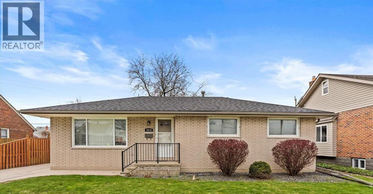 2615 Turner Road, Windsor, ON, N8W 3L4
