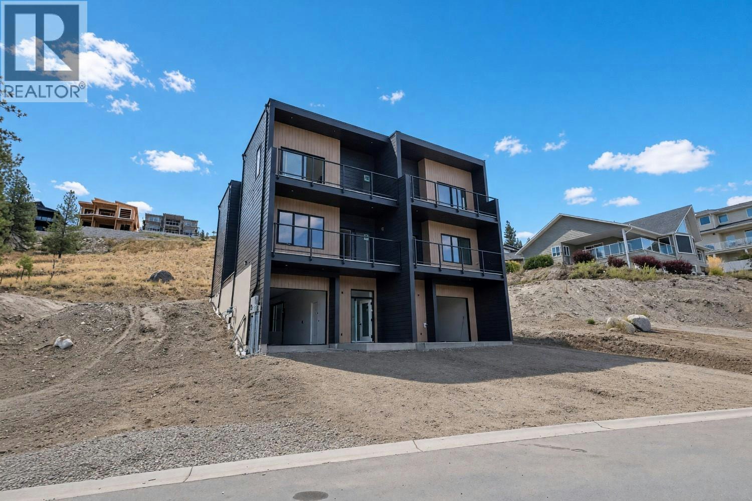 102-2830 Evergreen Drive, Penticton, BC, V2A 0C2