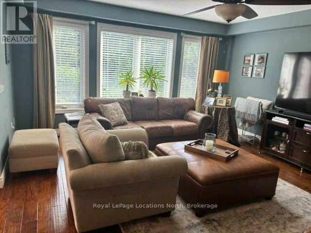 41 Kayla Crescent, Collingwood, ON, L9Y 5K9 - 11