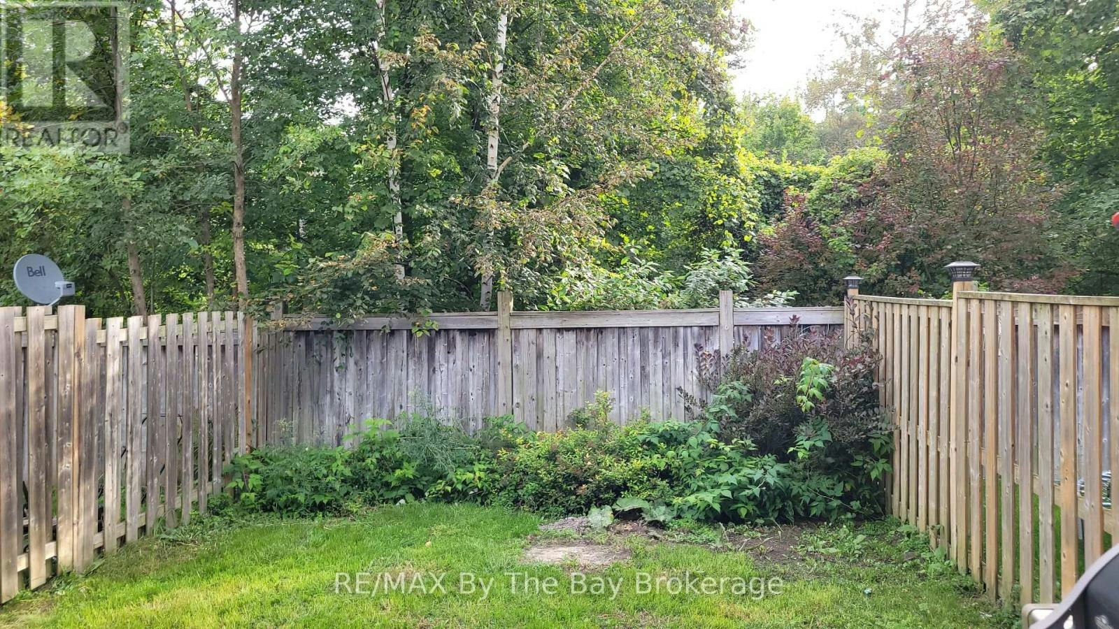 28 Arcadia Drive, Wasaga Beach, ON, L9Z 3C7 - 12