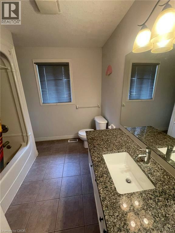 Upper-278 Briarmeadow Drive, Kitchener, ON, N2A 4H6 - 11