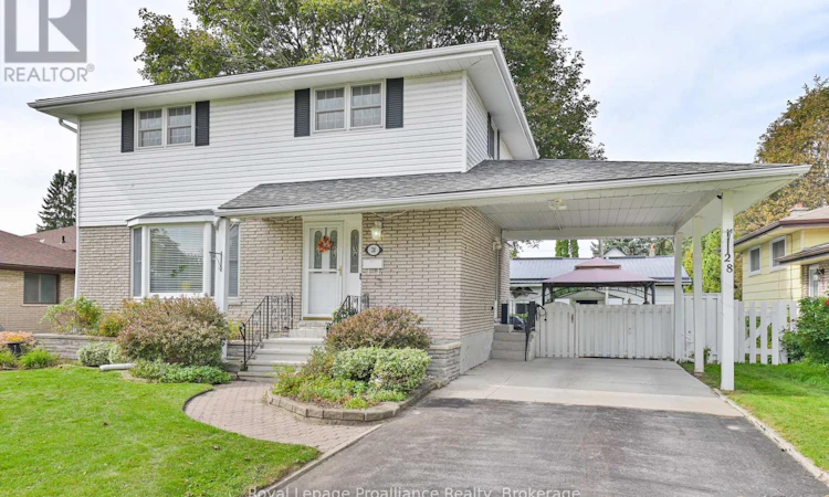 28 Shoniker Avenue