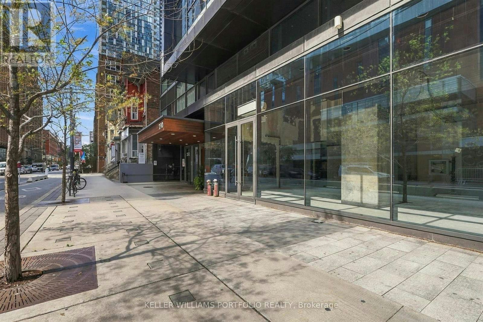 3001-290 Adelaide Street, Toronto, ON, M5V 0P3 - 4