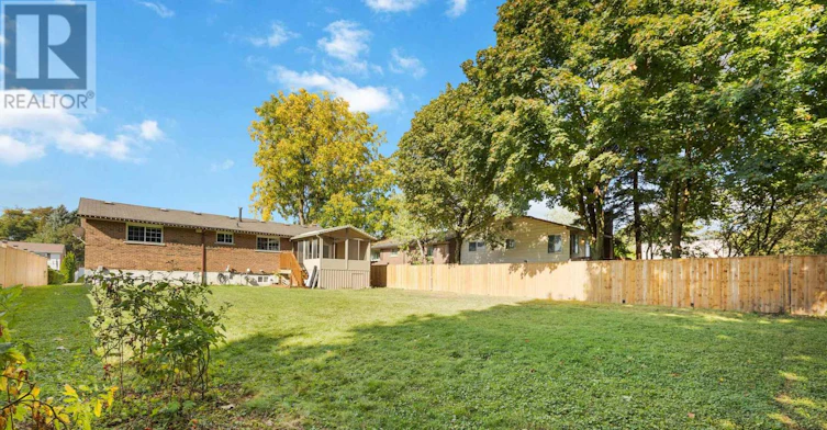 MAIN-50 Burningham Crescent, Ajax, ON, L1S 6A2 - 16