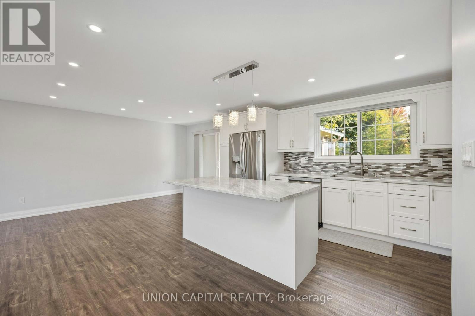 MAIN-50 Burningham Crescent, Ajax, ON, L1S 6A2 - 4