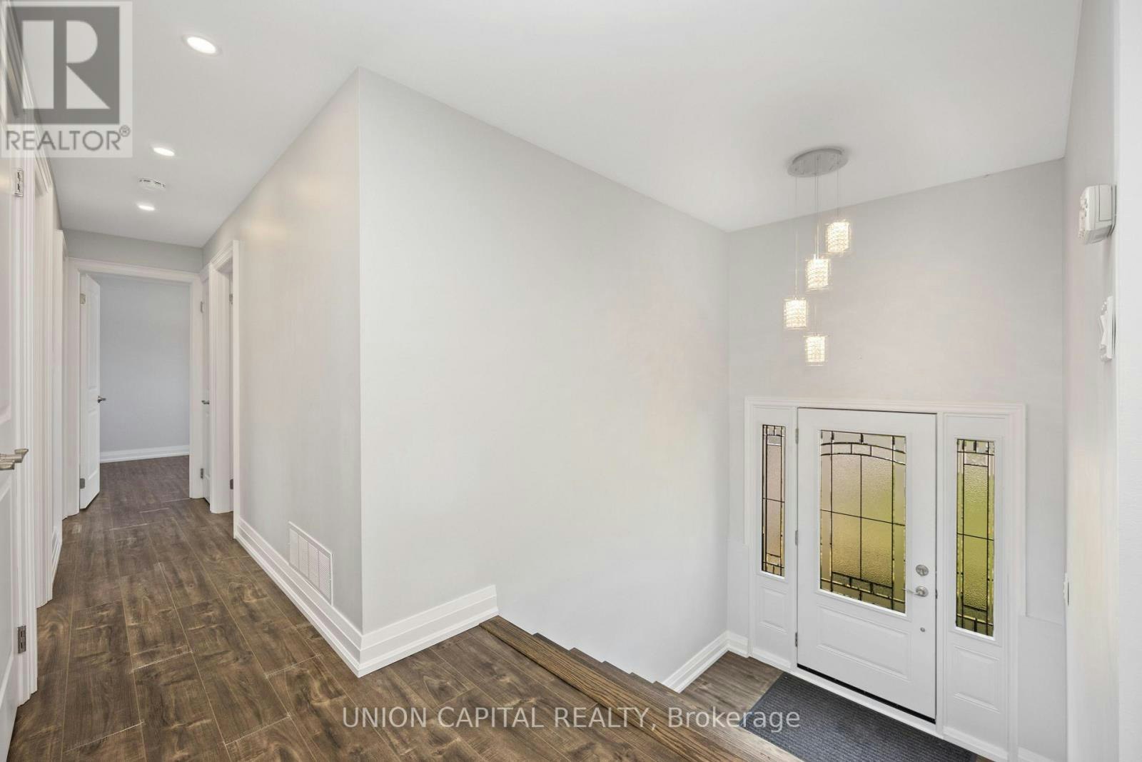 MAIN-50 Burningham Crescent, Ajax, ON, L1S 6A2 - 2