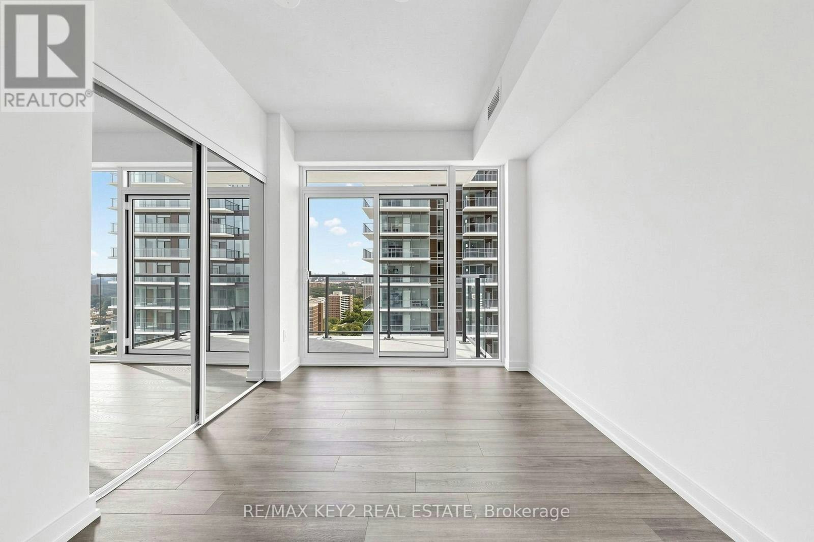 2104-4010 Eglinton Avenue W, Toronto, ON, M9A 0G5 - 12