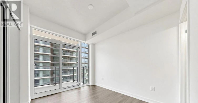 2104-4010 Eglinton Avenue W, Toronto, ON, M9A 0G5 - 11