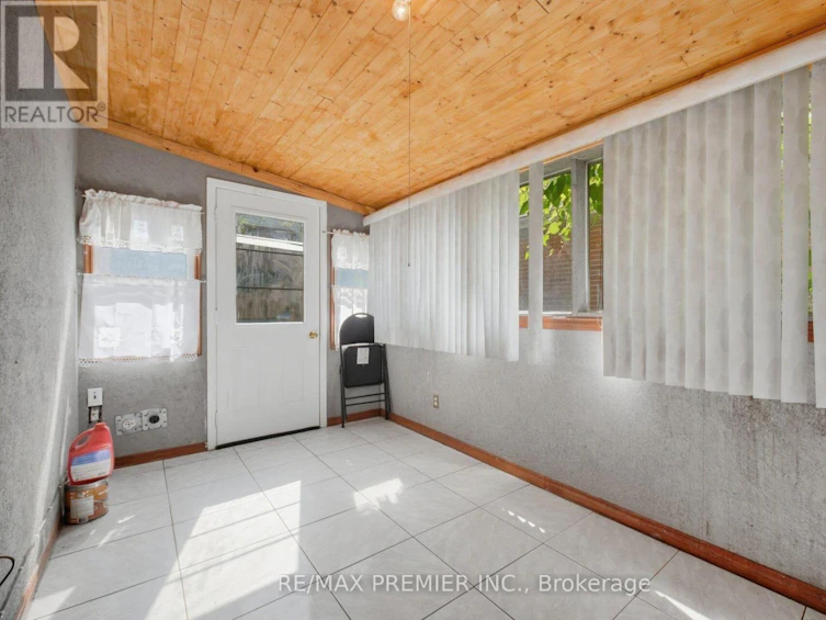 1474 Service Road SOUTH, Mississauga, ON, L5E 1V6 - 14