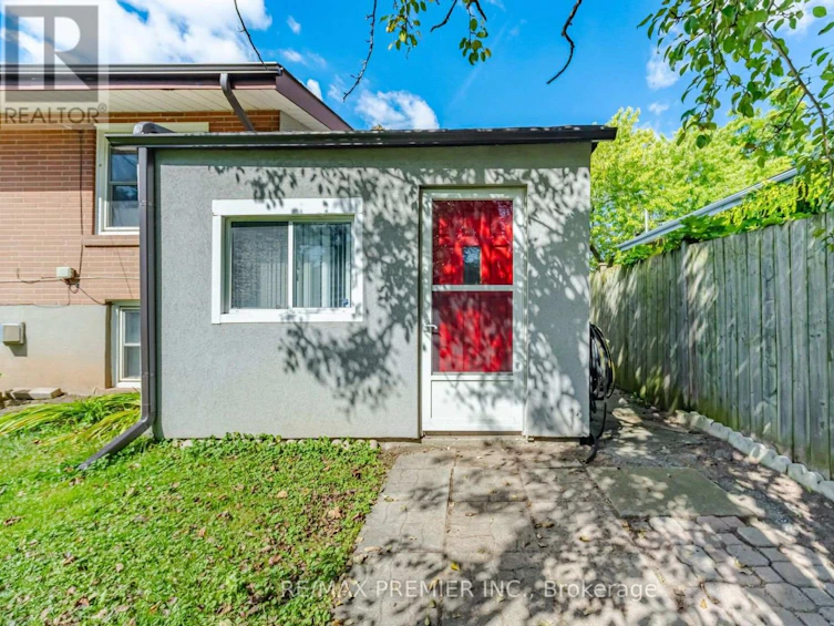 1474 Service Road SOUTH, Mississauga, ON, L5E 1V6 - 3
