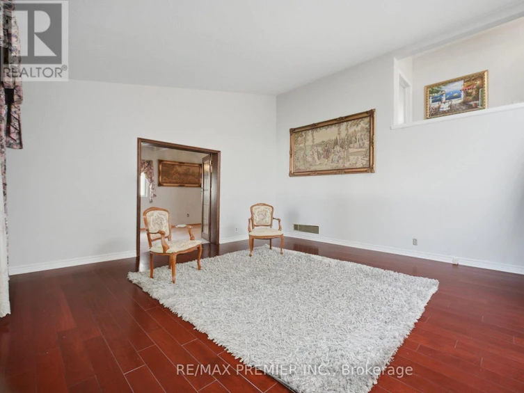 1474 Service Road SOUTH, Mississauga, ON, L5E 1V6 - 5
