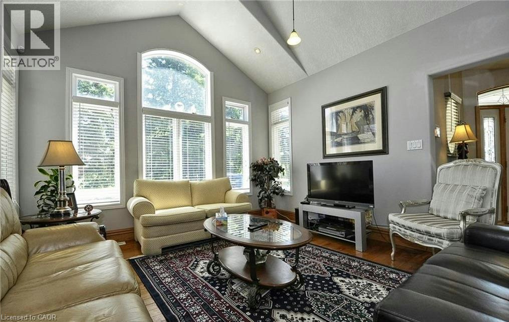 915 Briardean Road, Cambridge, ON, N3H 4R6 - 5