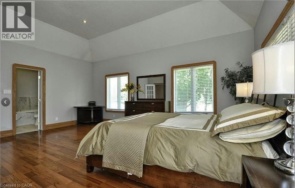 915 Briardean Road, Cambridge, ON, N3H 4R6 - 13