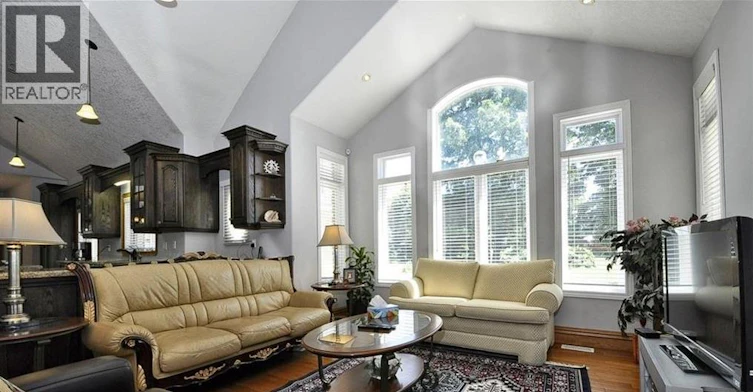 915 Briardean Road, Cambridge, ON, N3H 4R6 - 4