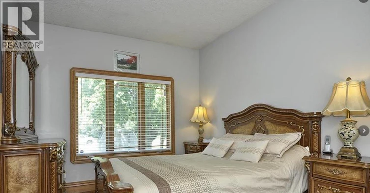 915 Briardean Road, Cambridge, ON, N3H 4R6 - 16