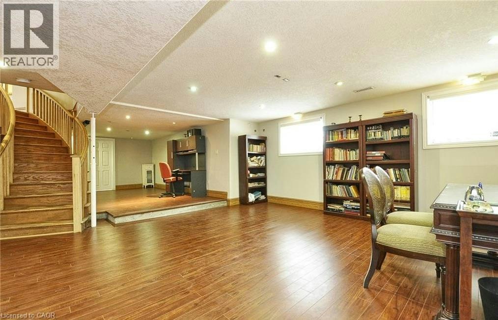 915 Briardean Road, Cambridge, ON, N3H 4R6 - 26