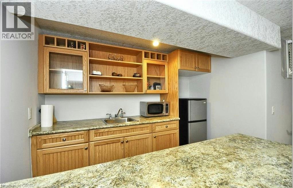 915 Briardean Road, Cambridge, ON, N3H 4R6 - 23