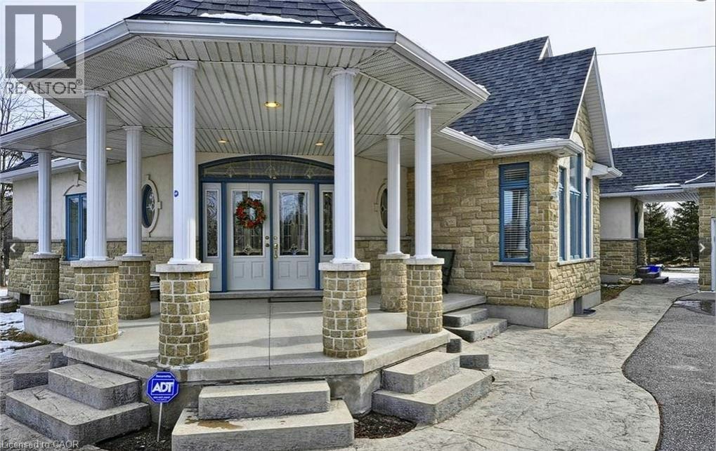 915 Briardean Road, Cambridge, ON, N3H 4R6 - 2