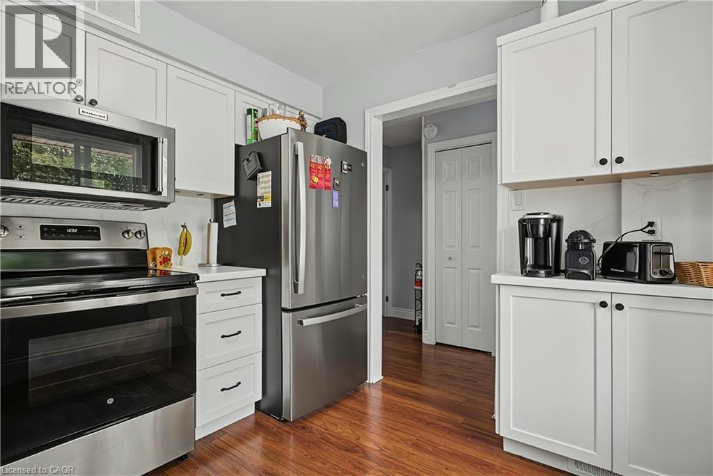 1-15 Green Valley Drive, Kitchener, ON, N2P 1K7 - 10