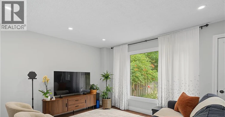 1-15 Green Valley Drive, Kitchener, ON, N2P 1K7 - 15