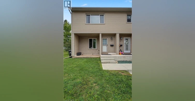 1-15 Green Valley Drive, Kitchener, ON, N2P 1K7 - 3