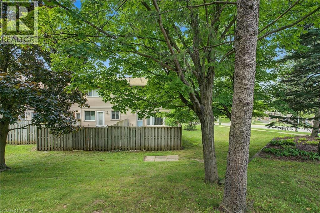 1-15 Green Valley Drive, Kitchener, ON, N2P 1K7 - 43