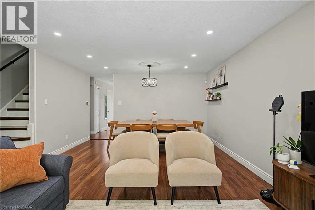 1-15 Green Valley Drive, Kitchener, ON, N2P 1K7 - 14