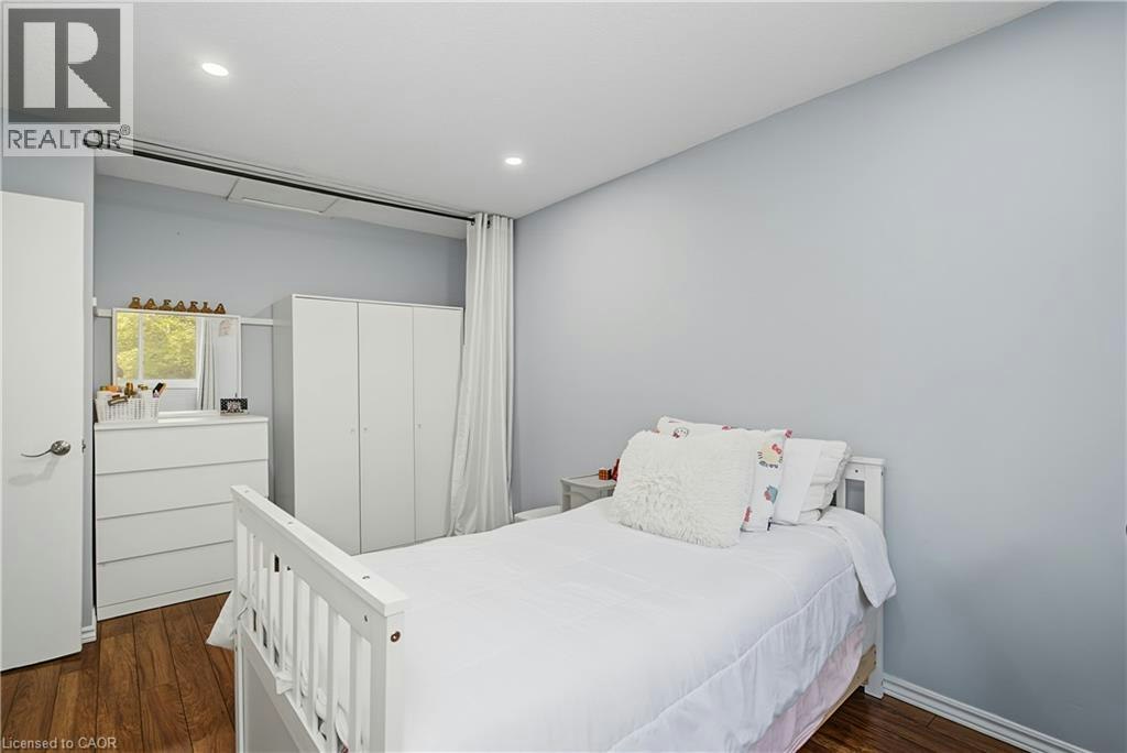 1-15 Green Valley Drive, Kitchener, ON, N2P 1K7 - 36