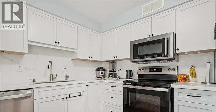 1-15 Green Valley Drive, Kitchener, ON, N2P 1K7 - 8