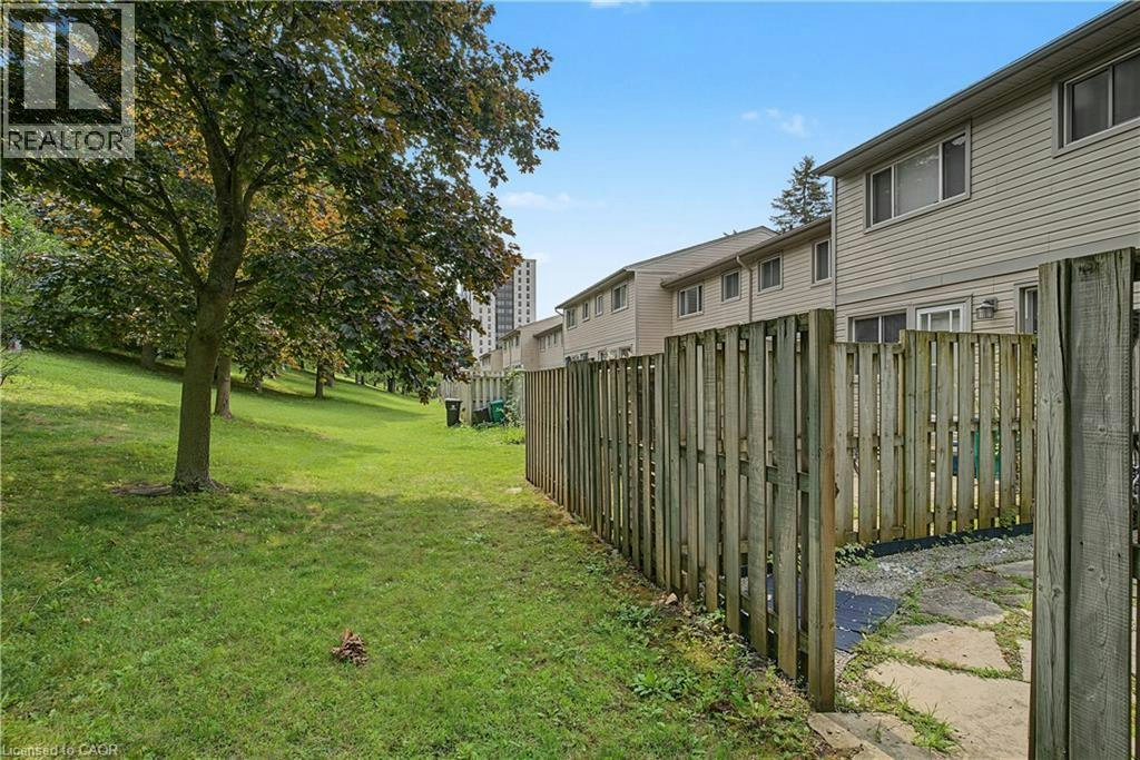 1-15 Green Valley Drive, Kitchener, ON, N2P 1K7 - 47