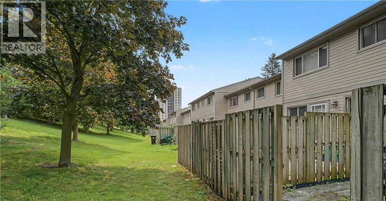 1-15 Green Valley Drive, Kitchener, ON, N2P 1K7 - 47