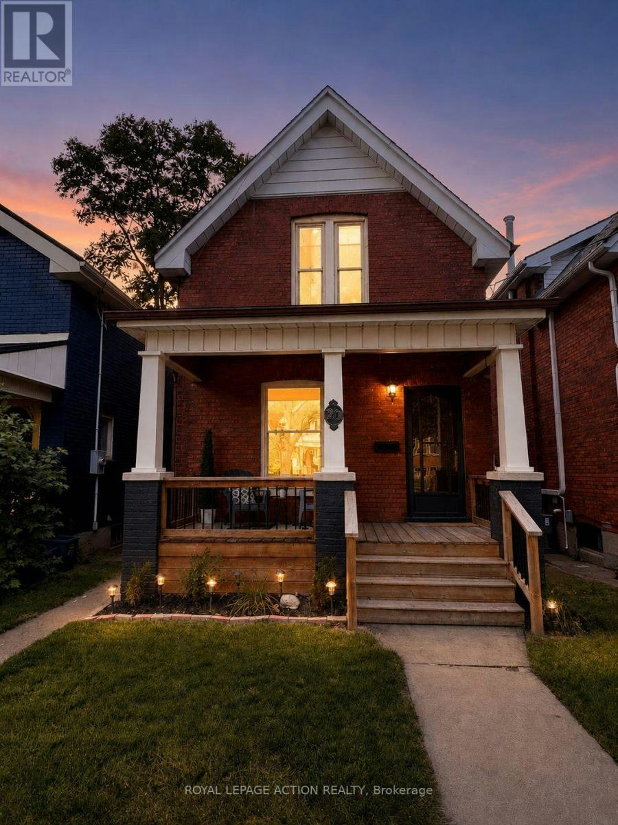 20 Wells Avenue, Brantford, ON, N3R 4J2