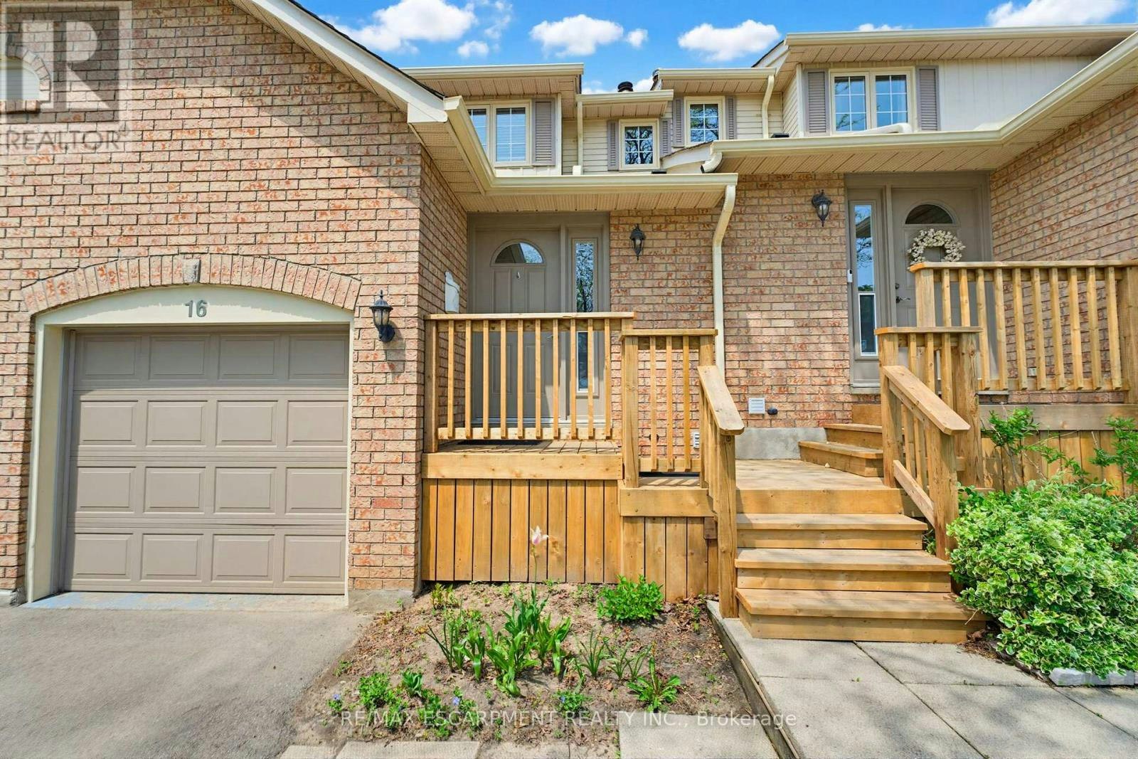 16-79 Braeheid Avenue, Hamilton, ON, L8B 0C6