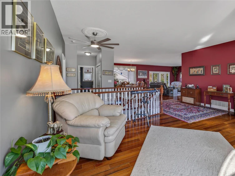 6812 Cabernet Place, Oliver, BC, V0H 1T4 - 3