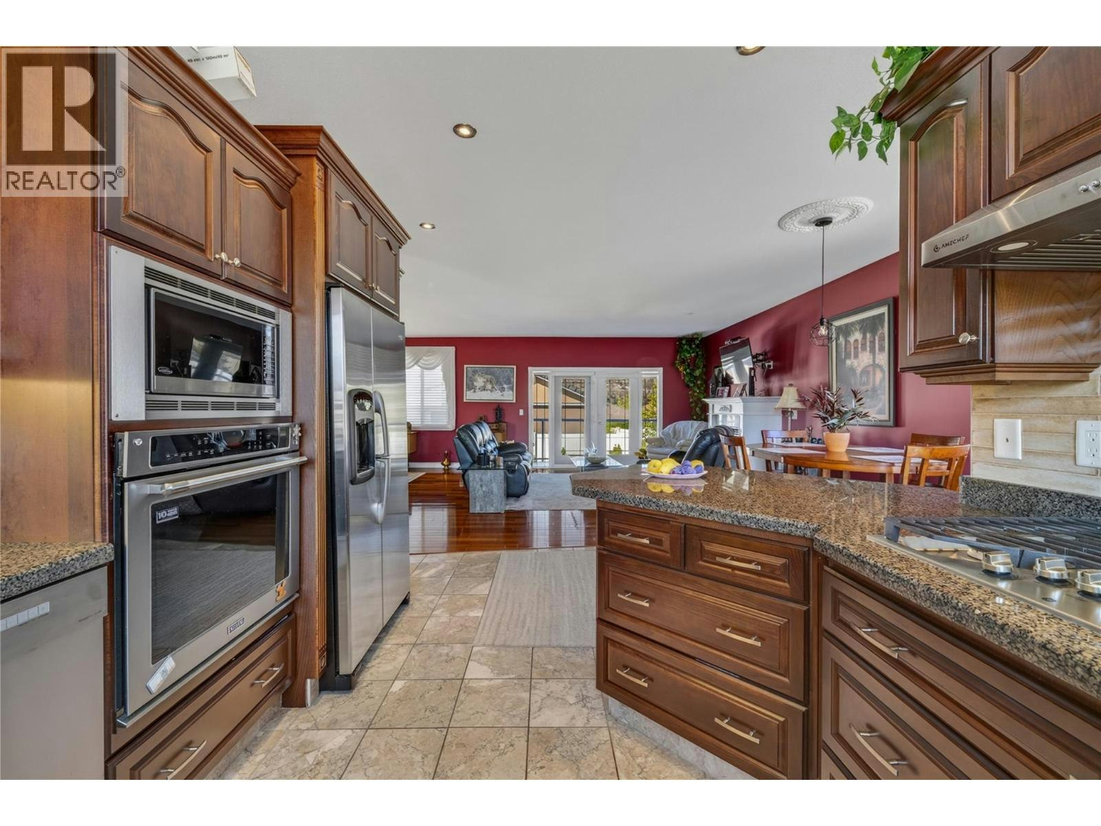 6812 Cabernet Place, Oliver, BC, V0H 1T4 - 14