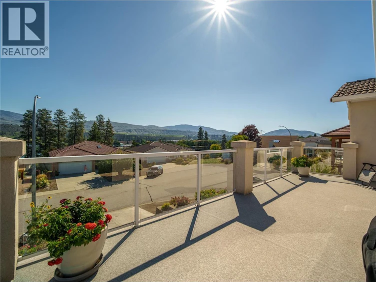 6812 Cabernet Place, Oliver, BC, V0H 1T4 - 38
