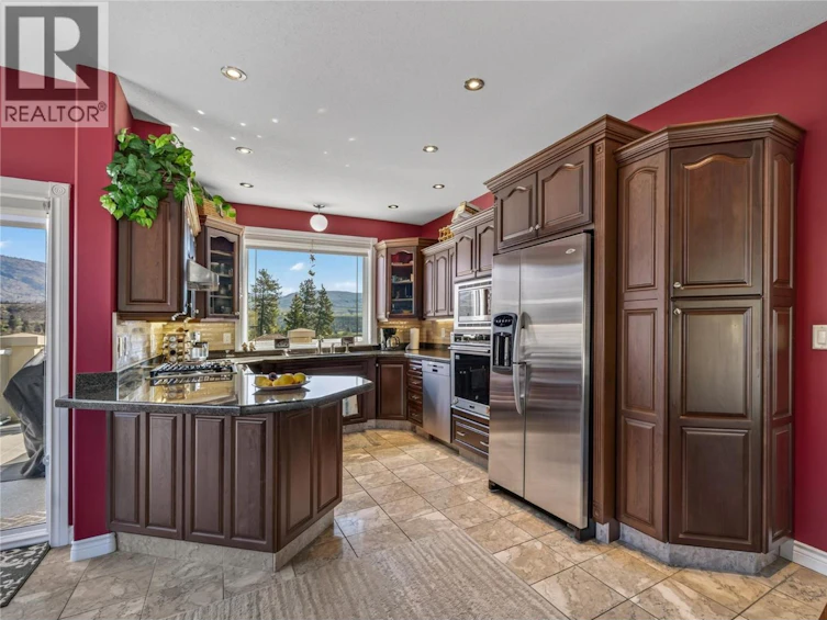 6812 Cabernet Place, Oliver, BC, V0H 1T4 - 12