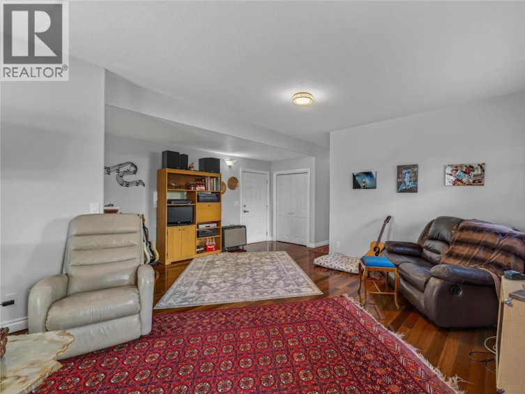 6812 Cabernet Place, Oliver, BC, V0H 1T4 - 33