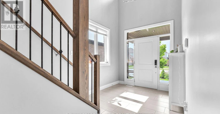 500 Sophia Crescent, London, ON, N6H 5L4 - 2