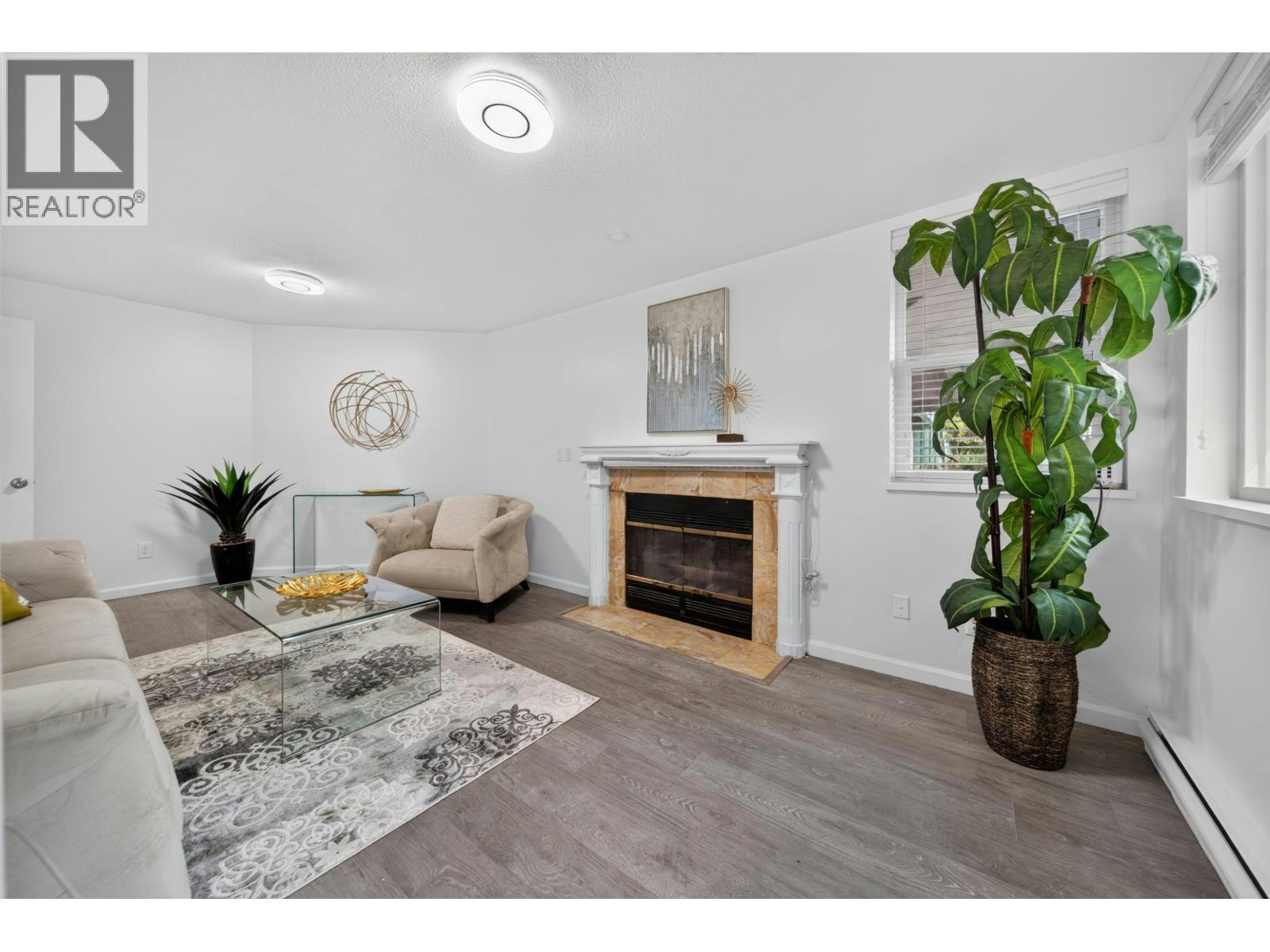 1-7600 Francis Road, Richmond, BC, V6Y 1A2