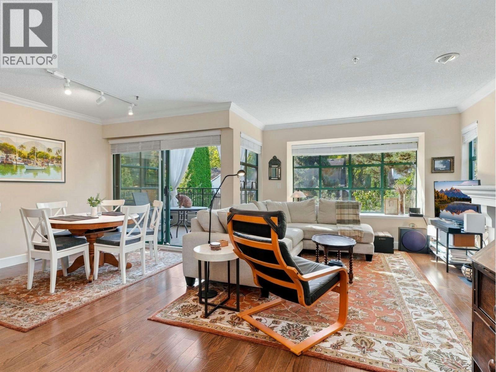 308-3788 W 8th Avenue, Vancouver, BC, V6R 1Z3