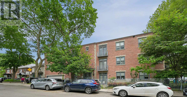 204-15 Glen Manor Drive, Toronto, ON, M4E 2X3 - 6