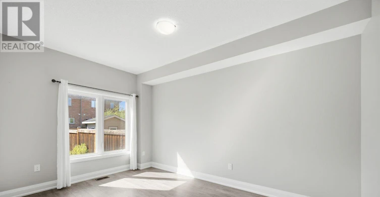 72 Luisa Street, Bradford West Gwillimbury, ON, L3Z 0P1 - 15